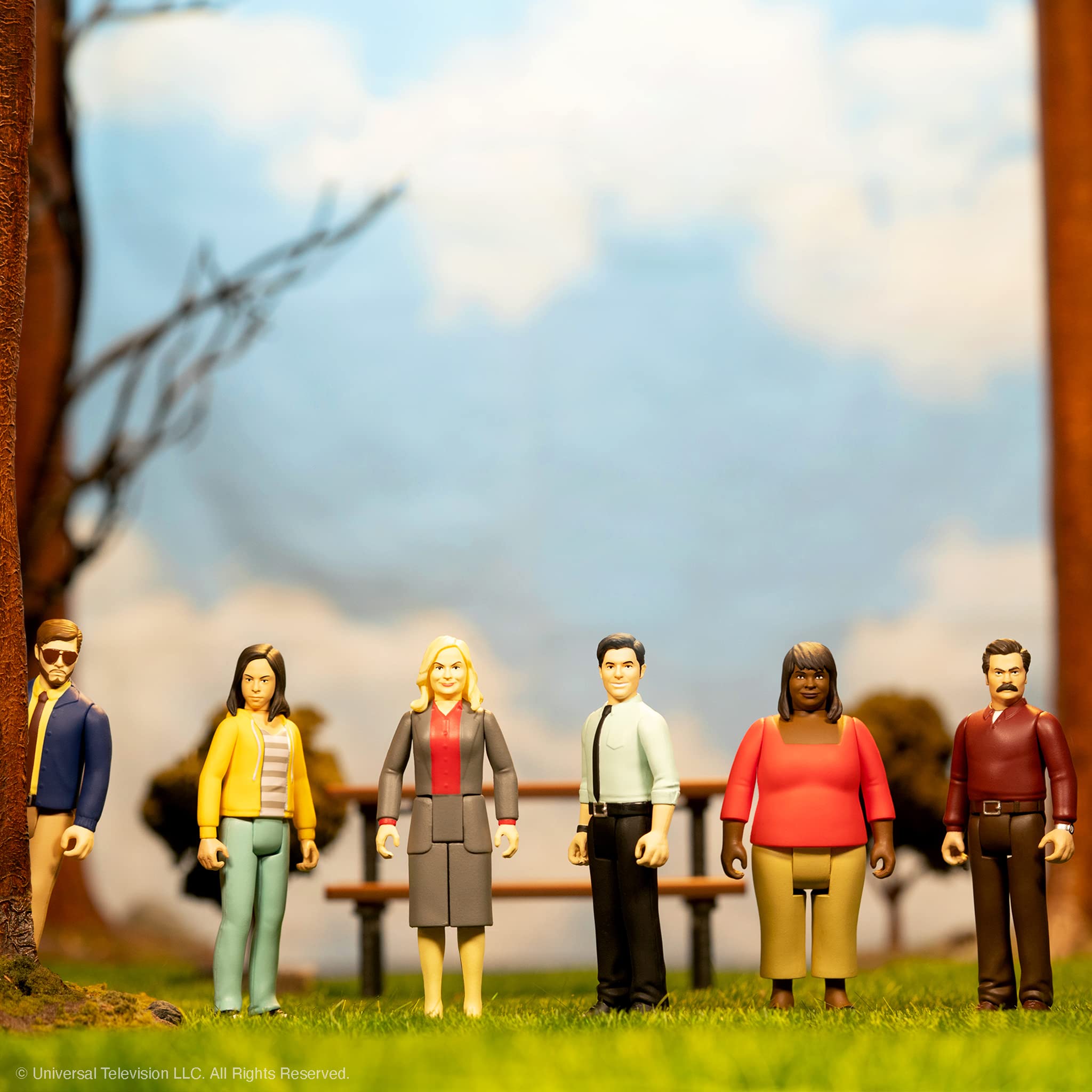 Super7 Parks and Recreation Donna Meagle - 3.75" Parks and Rec Action Figure with Accessory Classic TV Show Collectibles and Pop Culture Toys - Image 4